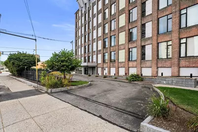 147 Centre Street #301, Brockton, MA 02301 - Photo 3