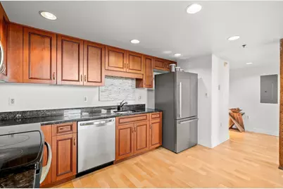 147 Centre Street #301, Brockton, MA 02301 - Photo 17