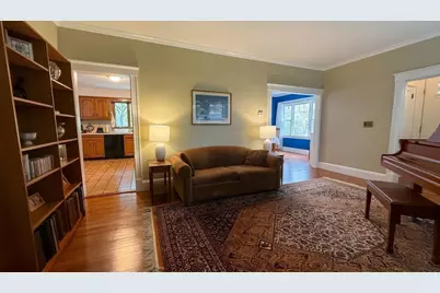 135 Greaton Rd., Boston, MA 02132 - Photo 9