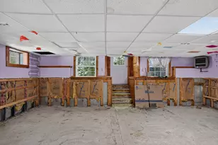 68 School St, Upton, MA 01568 - Photo 17
