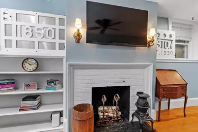 51 Revere St #1, Boston, MA 02114 - Photo 11