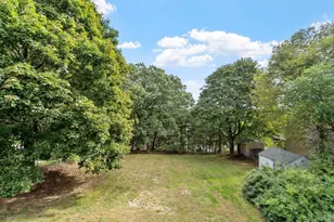57 Llewellyn St, Lowell, MA 01850 - Photo 27