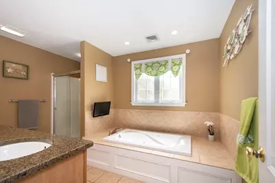 285 High Street, Pembroke, MA 02359 - Photo 31