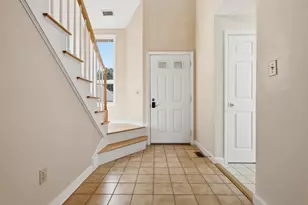 33 Mid Iron Dr, North Reading, MA 01864 - Photo 3