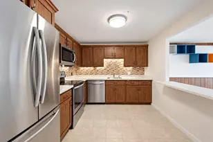 27 Alpine St, Malden, MA 02148 - Photo 9