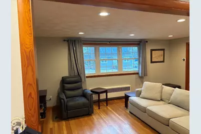 22 Farwell Ave, Boston, MA 02136 - Photo 9