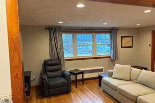 22 Farwell Ave, Boston, MA 02136 - Photo 9