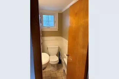 22 Farwell Ave, Boston, MA 02136 - Photo 11