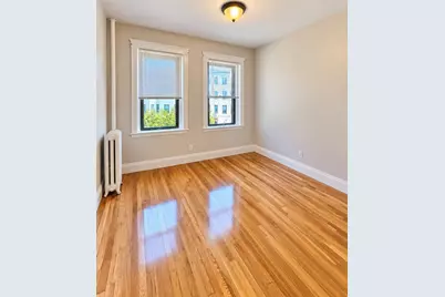 1560 Commonwealth Ave #4, Boston, MA 02135 - Photo 3