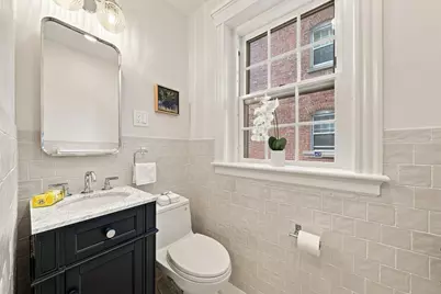 43 Linnaean #2A, Cambridge, MA 02138 - Photo 15