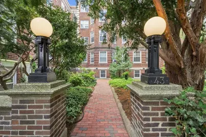 43 Linnaean #2A, Cambridge, MA 02138 - Photo 37