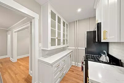 43 Linnaean #2A, Cambridge, MA 02138 - Photo 21