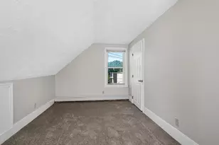 313 Agawam St, Lowell, MA 01852 - Photo 15