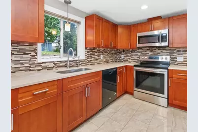81 Wetherbee Road, Waltham, MA 02453 - Photo 3