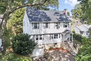 81 Wetherbee Rd, Waltham, MA 02453 - Photo 1