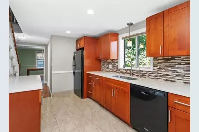 81 Wetherbee Road, Waltham, MA 02453 - Photo 5