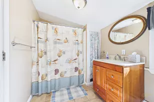 7 Bayview Ave, Fairhaven, MA 02719 - Photo 21