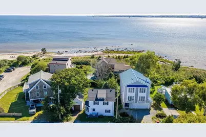 7 Bayview Ave, Fairhaven, MA 02719 - Photo 5