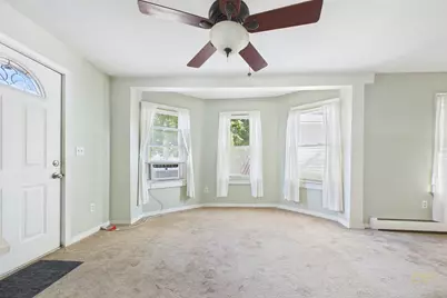 7 Bayview Ave, Fairhaven, MA 02719 - Photo 11
