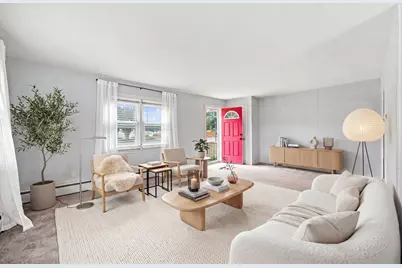 12 Park Ave, Holyoke, MA 01040 - Photo 5