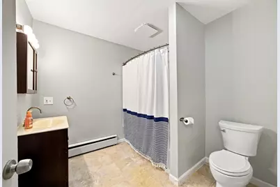 12 Park Ave, Holyoke, MA 01040 - Photo 21