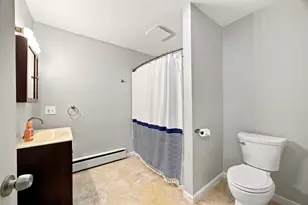 12 Park Ave, Holyoke, MA 01040 - Photo 21