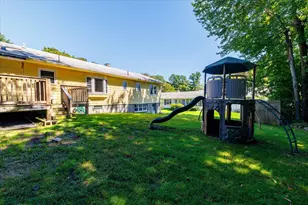36 Barry Rd, Worcester, MA 01609 - Photo 7