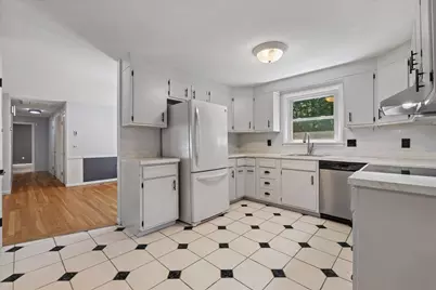 36 Barry Rd, Worcester, MA 01609 - Photo 13