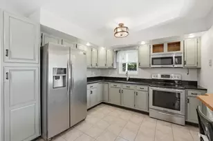 200 Wilbraham Rd, Monson, MA 01057 - Photo 9
