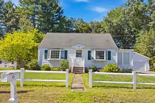35 Marie St, Tewksbury, MA 01876 - Photo 1