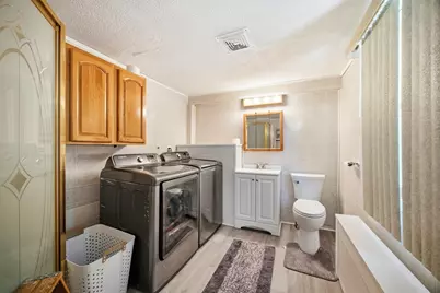 333 Nottingham St, Springfield, MA 01104 - Photo 9