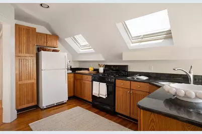 10-12 Notre Dame Avenue #3, Cambridge, MA 02140 - Photo 7