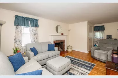 31 Eustis St., Saugus, MA 01906 - Photo 5