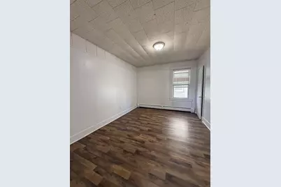49 County St #1F, New Bedford, MA 02744 - Photo 3