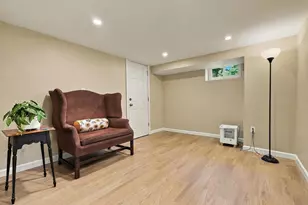 218 Myrtle St, Ashland, MA 01721 - Photo 31