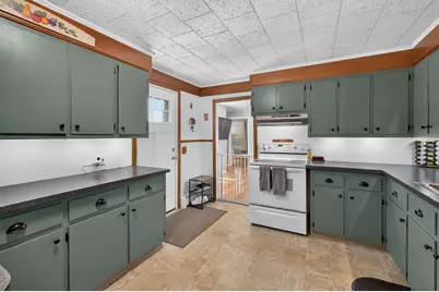 17 Pearl St, Middleborough, MA 02346 - Photo 13