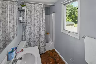 43 Brickett Hill Cir, Haverhill, MA 01830 - Photo 9