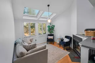 43 Brickett Hill Cir, Haverhill, MA 01830 - Photo 3