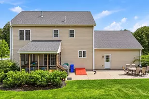 8 Erika Way, Attleboro, MA 02703 - Photo 5