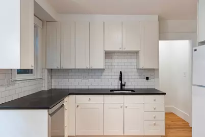 86-88 Grozier Rd, Cambridge, MA 02138 - Photo 5
