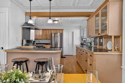 35 Floral Avenue, Malden, MA 02148 - Photo 5