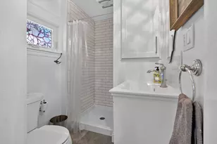 35 Floral Ave, Malden, MA 02148 - Photo 17