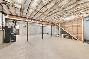 774 Hicks St, Fall River, MA 02724 - Photo 29