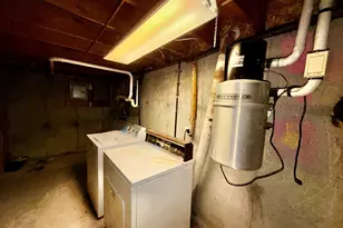 158 Vermont Ave, Somerset, MA 02726 - Photo 29