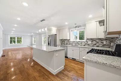 305 Lynn St, Malden, MA 02148 - Photo 5