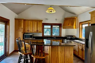 22 Hudson Rd, Stow, MA 01775 - Photo 5