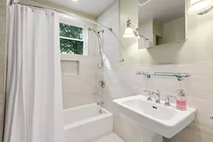 41 Brown Ave, Boston, MA 02131 - Photo 19
