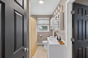 17 Montgomery St, Fall River, MA 02720 - Photo 29