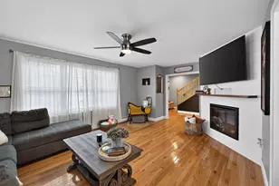 17 Montgomery St, Fall River, MA 02720 - Photo 11