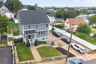 17 Montgomery St, Fall River, MA 02720 - Photo 7